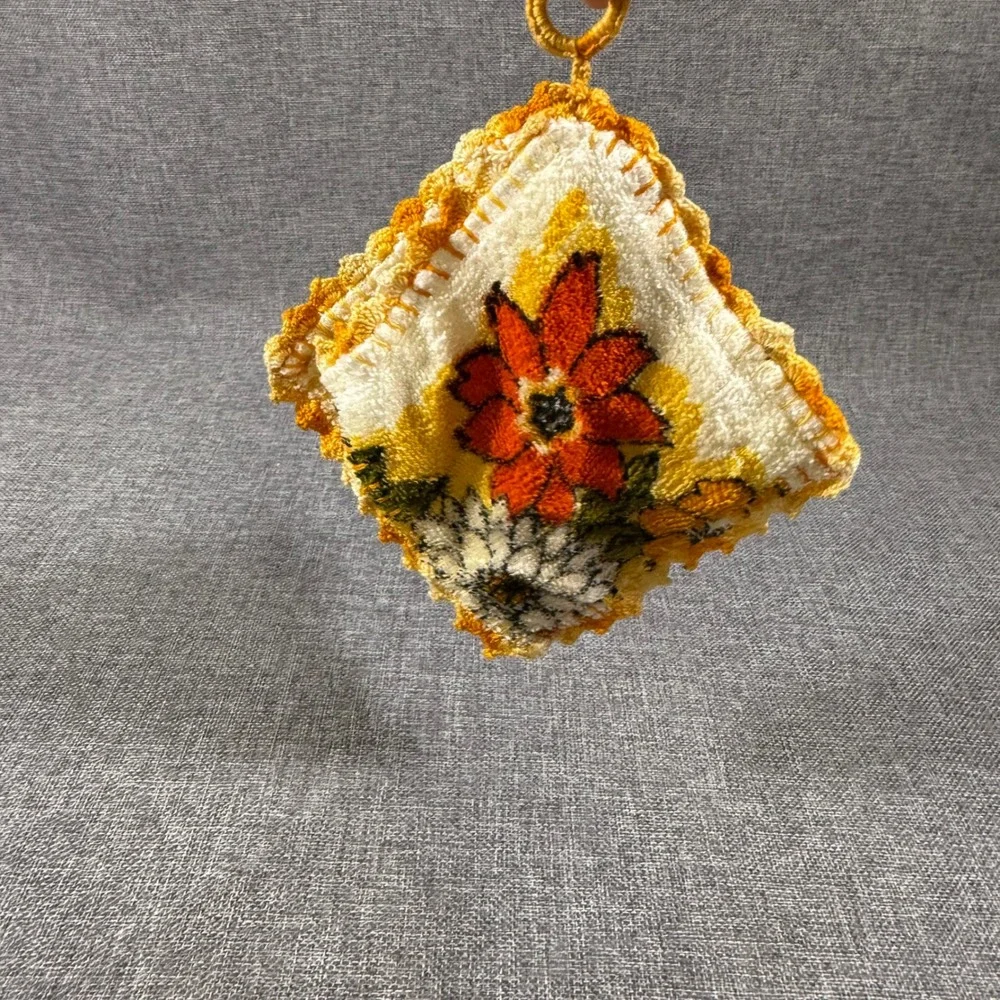 Handmade kitchen accessory